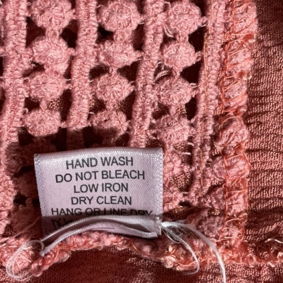 Mimi Blouse - Picture 9 of 9